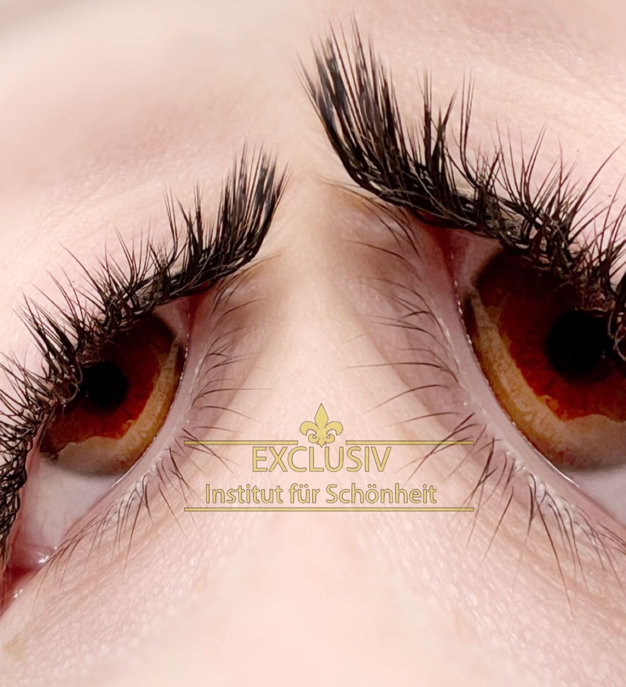 Regina Hibert — Lash-Artistin im Exclusiv Institut für Schönheit